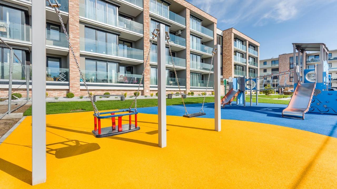 Apartament Z 1 Sypialnia Retro Deluxe 60 F Perlowa Przystan - Holiday City Kolobrzeg Exterior photo